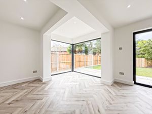 Photo 7- click for photo gallery